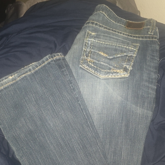 BKE Denim - BKE Women's Straight Leg Jeans in Blue